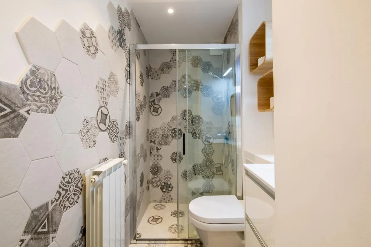 Meublé 2 étoiles, WIFI, à 2 pas des plages Fréjus Appartement